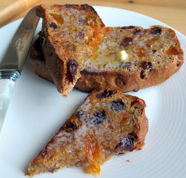 Bran & Fruit Breakfast Bread