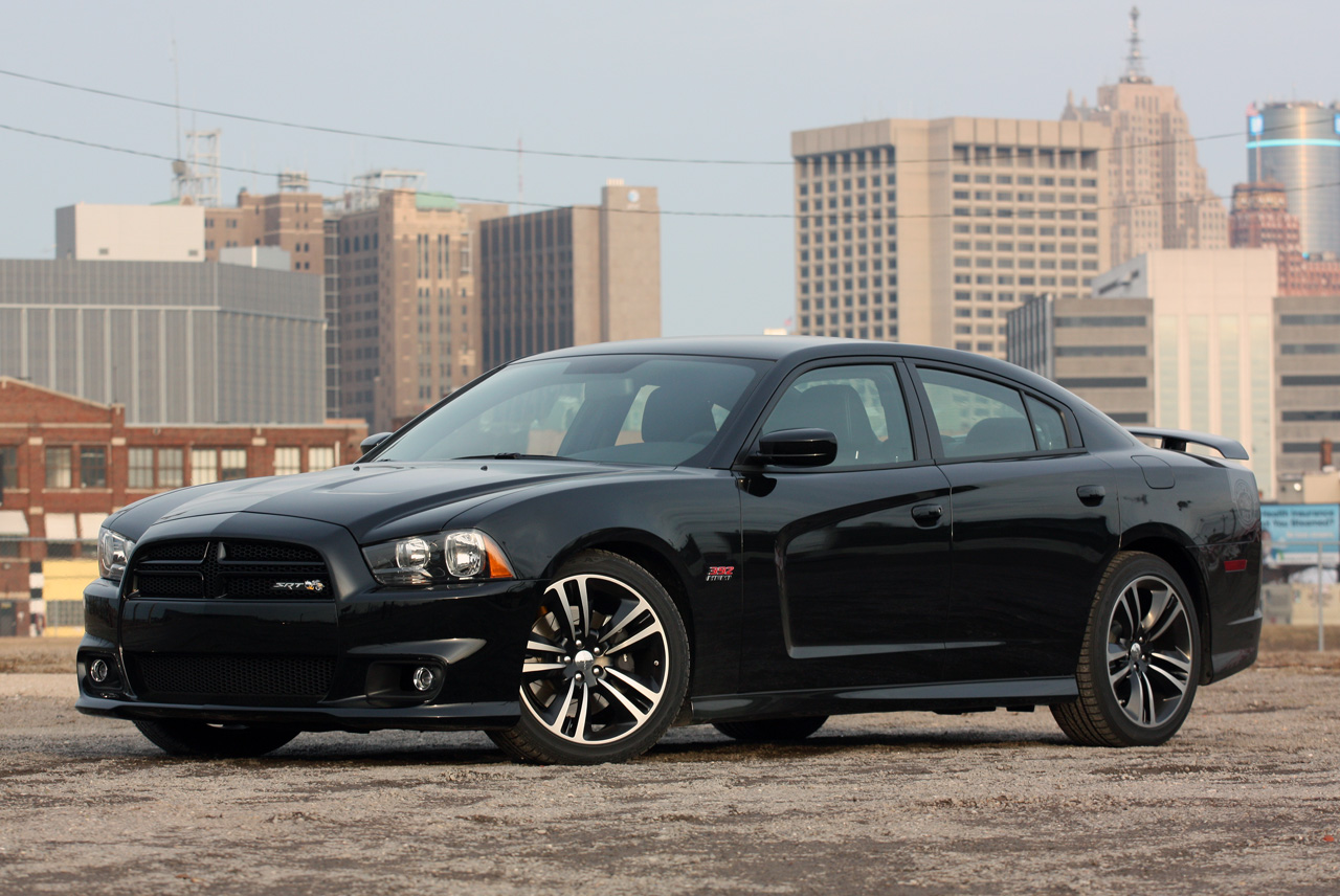 © Automotiveblogz: 2013 Dodge Charger SRT8 Super Bee ...