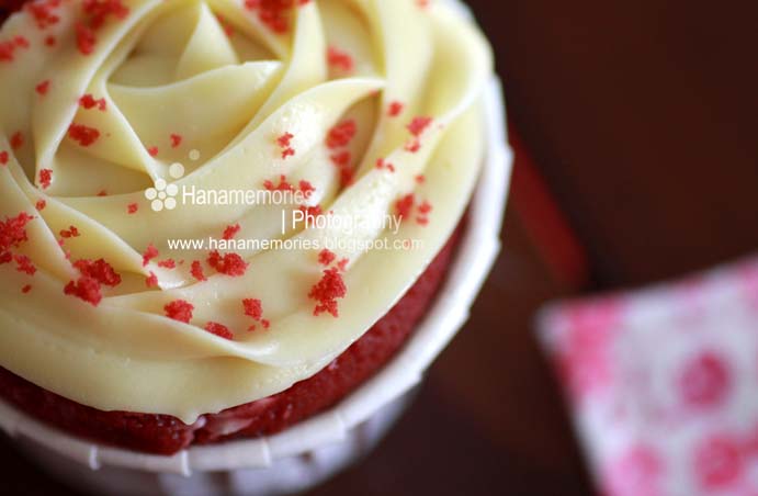 HaNa's FamiLy: Red Velvet Cupcake