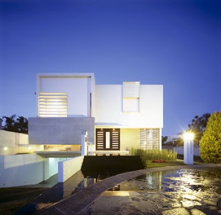 front view of a dynamic modern home design