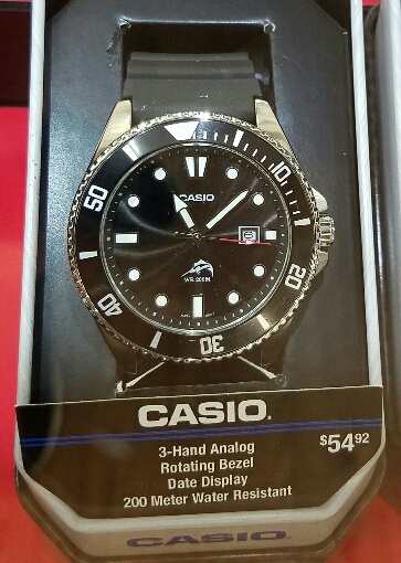 The Watch Dude Casio Marlin Dive Watch Mdv106 1av A Stainless Steel Bargain For Divers And Fisherman