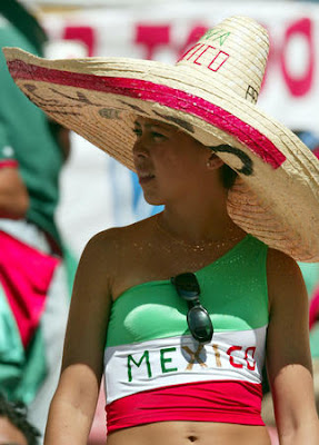 Mexican female football fans