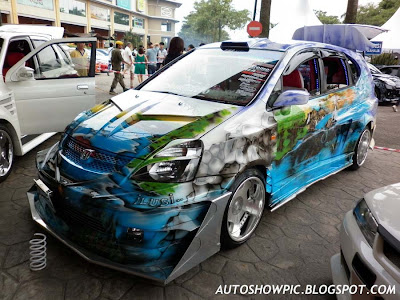 Extreme Modified Honda Stream Autoshow Car