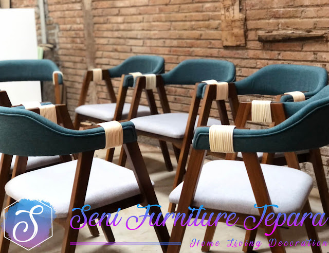 Kursi Cafe Jati Minimalis Natural Color Seni Furniture SF-0191