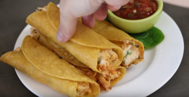 CREAM CHEESE AND CHICKEN TAQUITOS RECIPE