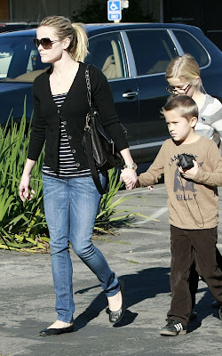 Reese Witherspoon and her boyfriend Jim Toth with Ava and Deacon in Los Angeles