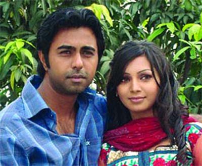  Celebrity Couples on The Famous Zone Photo  Famous Hot Celebrity Couple Apurbo And Prova