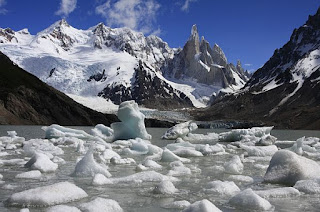 Cerro Torre desde la laguna Torre