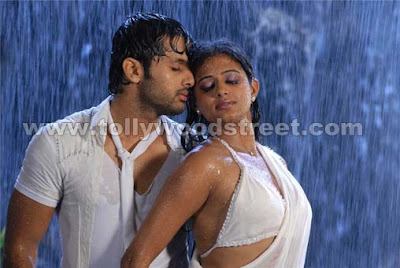 Priyamani and Nitin hot, sex in Drona