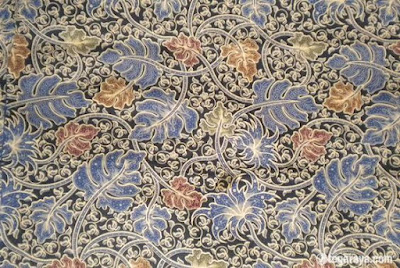 contoh jenis-jenis batik motif batik tumbuhan menjalar