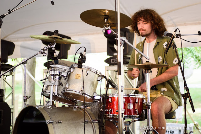 The Diner Mints at Riverfest Elora on August 20, 2022 Photo by John Ordean at One In Ten Words oneintenwords.com toronto indie alternative live music blog concert photography pictures photos nikon d750 camera yyz photographer