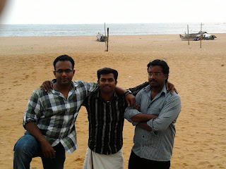 Shafeeq SA, Abhilash Cyril and Shinu Sukumaran at Kollam Beach