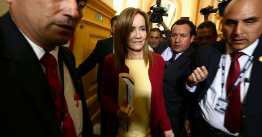 Ministra de Educación explica en el Congreso medidas ante huelga docente