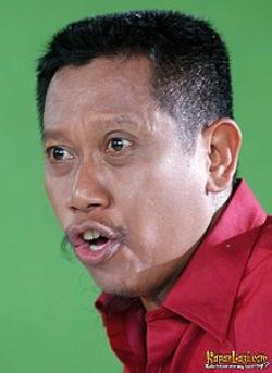 220px Tukul arwana 10 Pelawak Terpopuler Indonesia Plus Biografinya