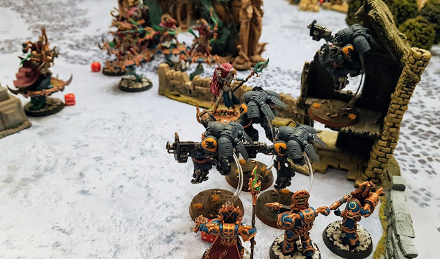 Warhammer 40k battle report - Eternal War -  Scorched Earth - 500 points - Thousand Sons vs Space Wolves