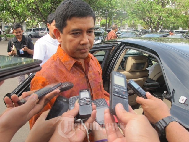 MenPAN-RB Yuddy Chrisnandi : Asal Tahu Saja Badan Pertimbangan Kepegawaian Sudah Memecat 2000-an PNS.