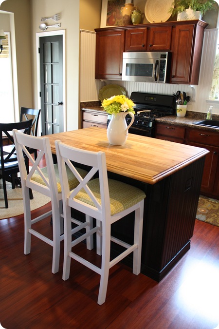 black island white chairs