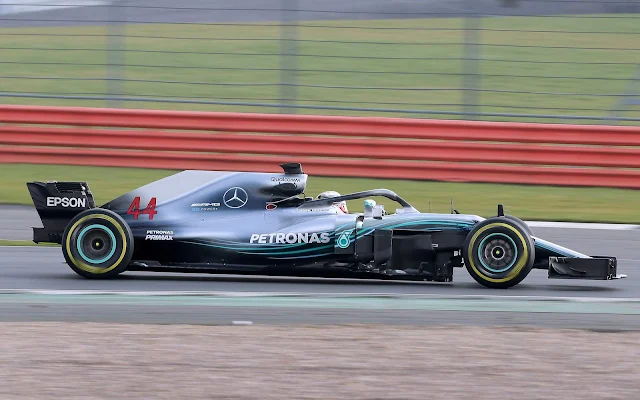 Mercedes-AMG F1 W09 EQ Power+