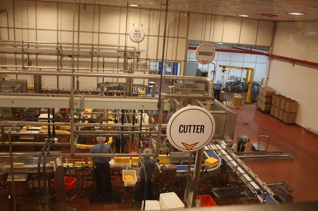 Tillamook Creamery in Tillamook, Oregon gives visitors the ability to view production of cheese live.