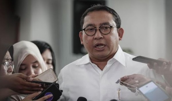 Fadli Zon: Pak Mahfud, Apa Tidak Lebih Tepat Kita Sandang Cukongkrasi?