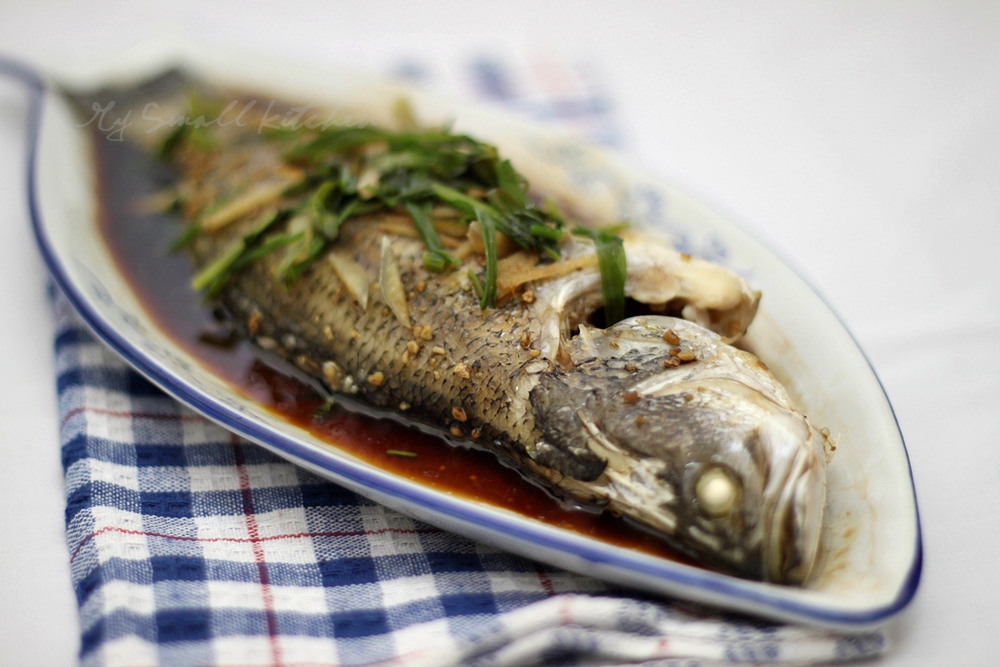 My Small Kitchen: Chinese Style Steamed Fish