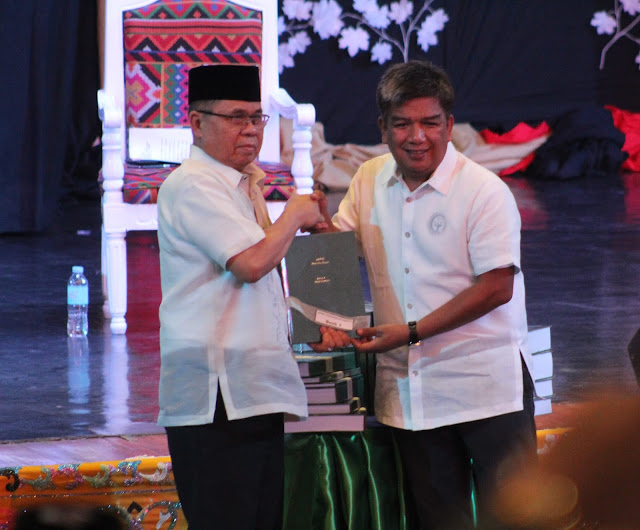 Murad assumes Bangsamoro government leadership