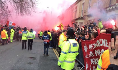 Merseyside Police to investigate as two officers were confirmed injured during the attack on Manchester City team bus by Liverpool ultras prior to Wednesday's Champions League fixture at Anfield. The bus was pelleted by projectiles - flares, bottles, sticks...     Liverpool released an official statement to condemn the actions of the supporters, agree to cooperate with investigators to identify individuals involved in the incident, offering support for the Citizens ahead of the 2nd leg tie away at the Etihad stadium.