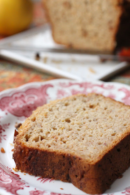 cake a la compote de coing et coing frais