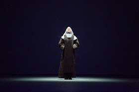 Sally Matthews as Blanche in Les Dialogues des Carmélites © ROH/Stephen Cummiskey, 2014