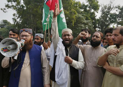 Blasphemy protesters, Pakistan