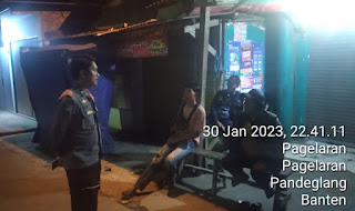 Di Jam Rawan, Anggota Polsek Pagelaran Polres Pandeglang Rutin Lakukan Patroli 