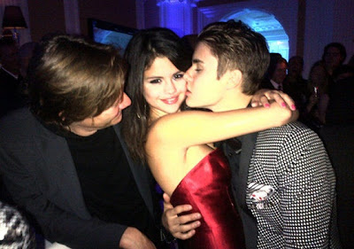 Justin Bieber and Selena Gomez 2012 Pictures