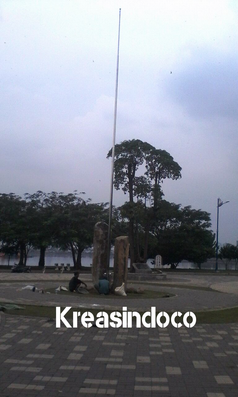 Penggantian Tiang Bendera Stainless Steel Di Waduk Pluit Jakarta