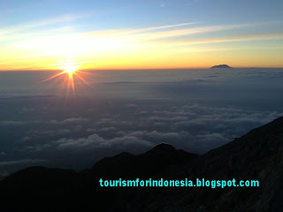 merapi sunrise