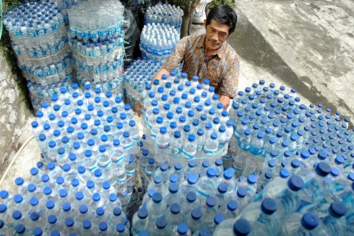 Peluang Usaha Menjanjikan Pengolahan  Limbah Plastik 