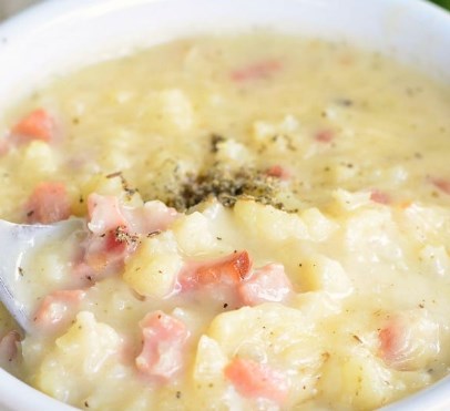 CREAMY HAM AND CHEESE CAULIFLOWER SOUP #healthy #ooeygooey