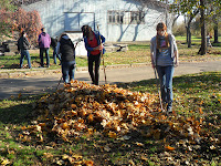 Допомога студентів МНАУ Миколаївському зоопарку під час осінньо-весняного періоду.