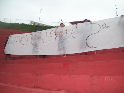 Protesto da torcida do Vitória