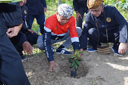 Ridwan Rumasukun Canangkan Arso 14 Jadi Kawasan Agro Wisata Durian di Keerom