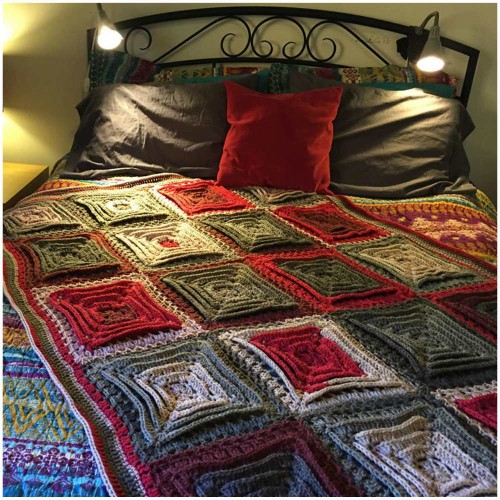 Hypnotic Tiles Afghan - Free Pattern