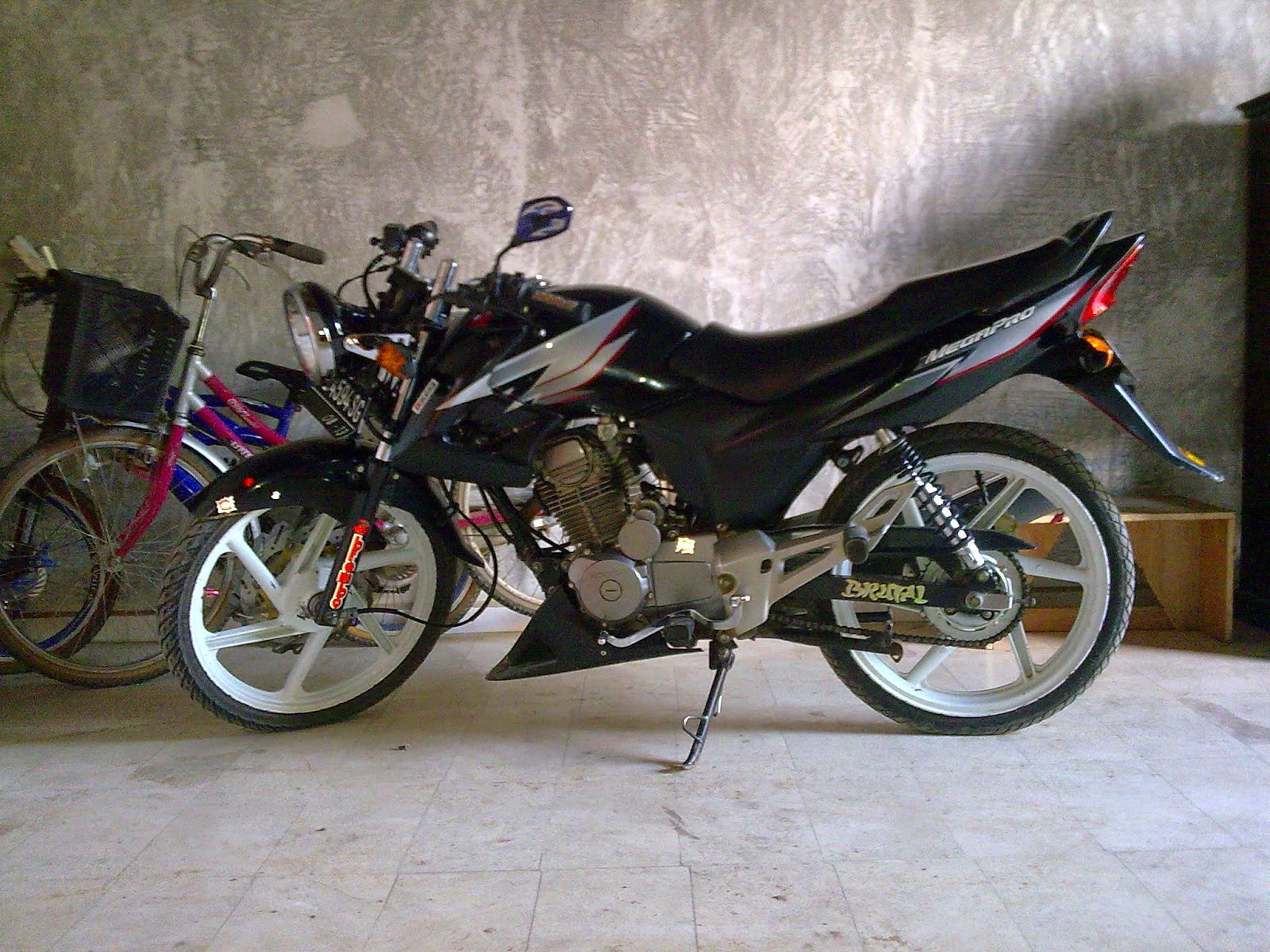 Kumpulan Modifikasi Motor Honda Mega Pro 2005 Terbaru Dan Terlengkap