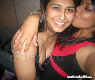 Srilankan night life.Colombo Night life,Colombo Night life in Colombo night Clubs,colombo hot party,Colombo dancing  club..Girls are playing in night club