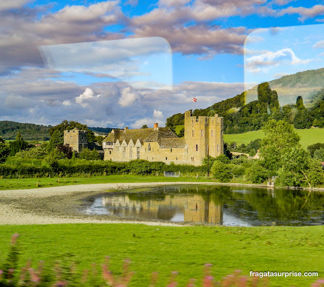 paisagem no trem para Liverpool