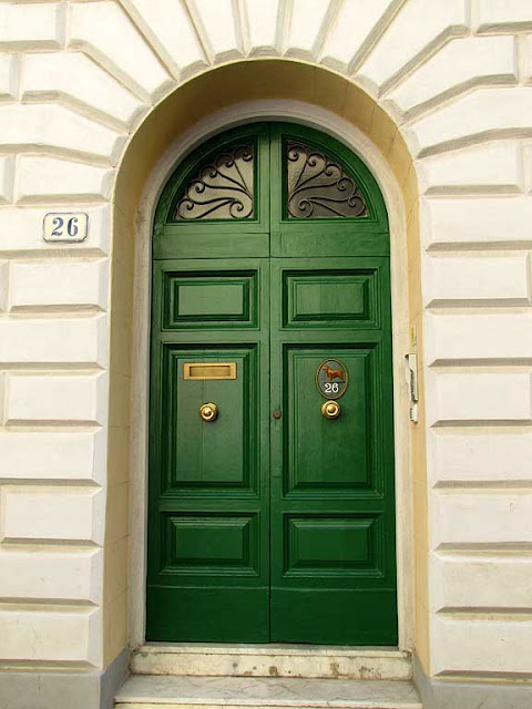 Green front door, via Giovannetti, Livorno