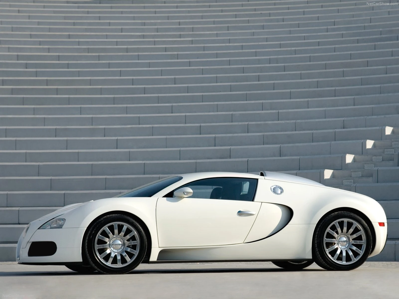 Hình ảnh siêu xe Bugatti Veyron 2009 & nội ngoại thất