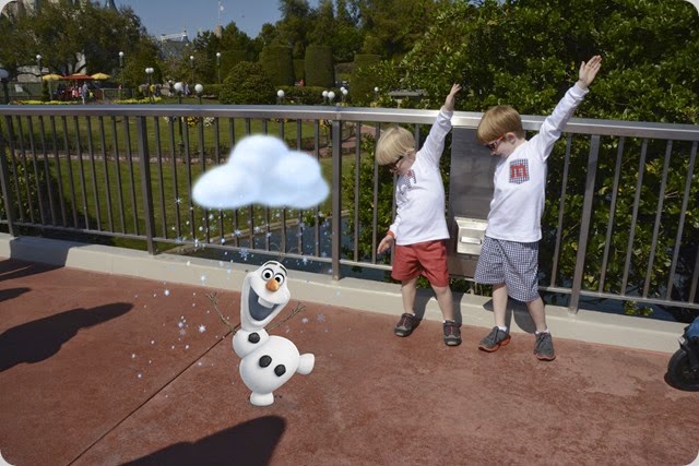 PhotoPass_Visiting_Magic_Kingdom_Park_7191786017