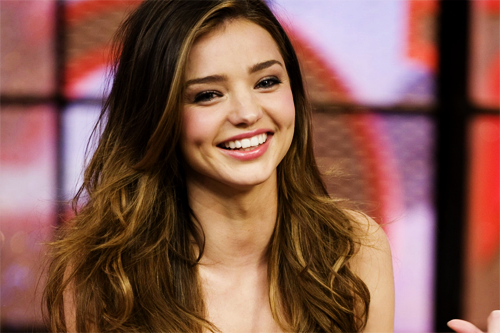 She is Miranda Kerr Dikentut oleh PEREMPUAN at 201 AM 0 bau harum