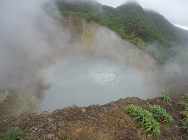 The Boiling Lake (Dominika)