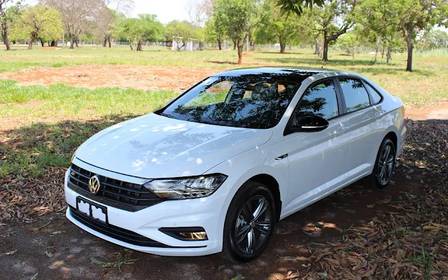 VW Jettta 2019 250 TSI R-Line