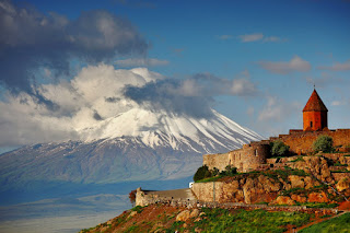 замок в горах, Армения